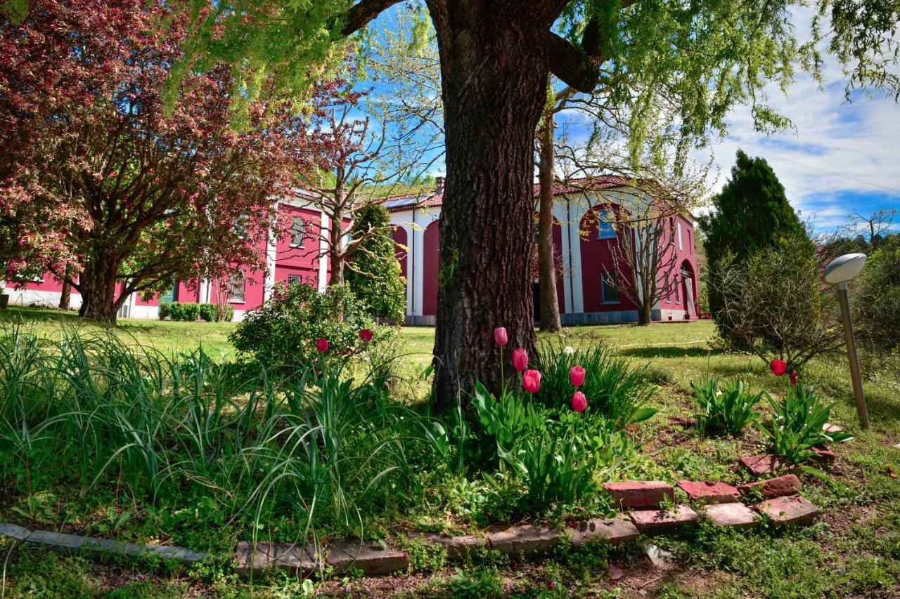 Agriturismo Tenuta Polledro Asti Bagian luar foto